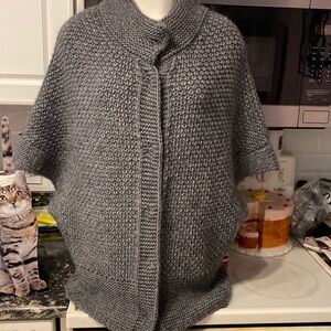 L womens Elsamanda made in Italy snap front very nice sweater size L